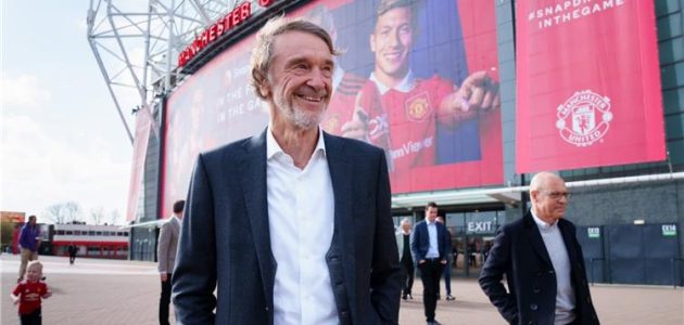 ديلي ميل: السير راتكليف يتفوّق على العرض القطري لشراء مانشستر يونايتد